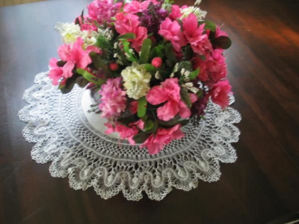 Vintage Antique Nandutti Tenerife Lace Lg Doily Linen Center Handmade 