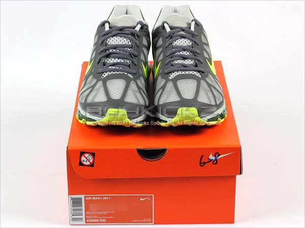   2011 Dark Grey/Volt Pine Green Neutral Grey Running 429889 030  