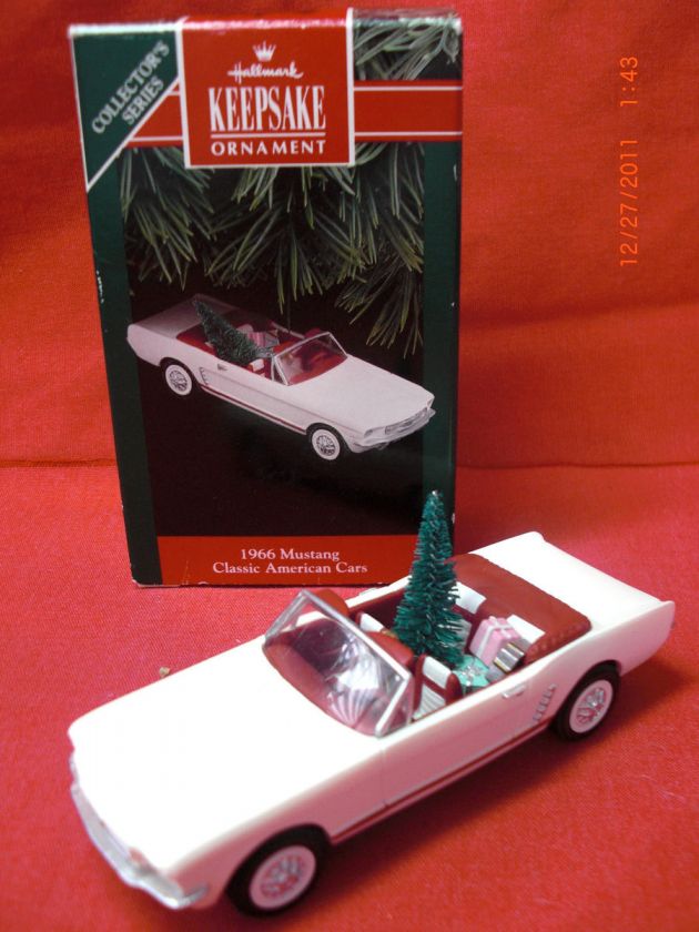   Keepsake Ornament 1966 MUSTANG Classic American Cars Collectors  