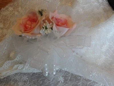 WRIST CORSAGE BIRTHDAY PROM HOME COMING DANCE FAUX PEARL WRISTLET 