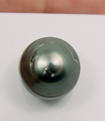 MASSIVE DARK GRAY TAHITIAN CULTURED PEARL   13.6x13.9mm  