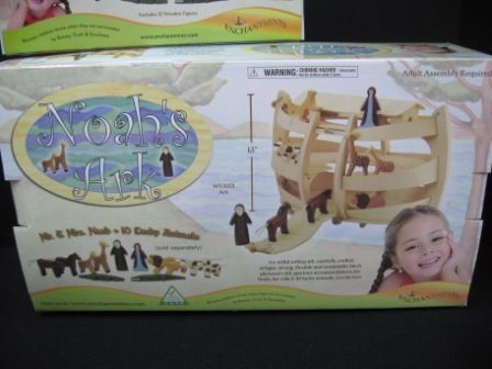 Enchantmints Noahs Ark wooden ark w/ figures & animals  