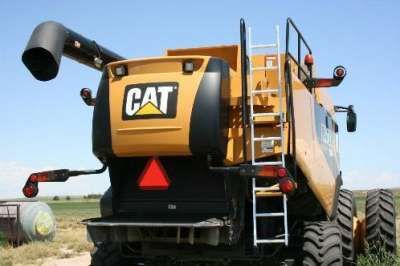 2006 Caterpillar Lexion 570R Combine  