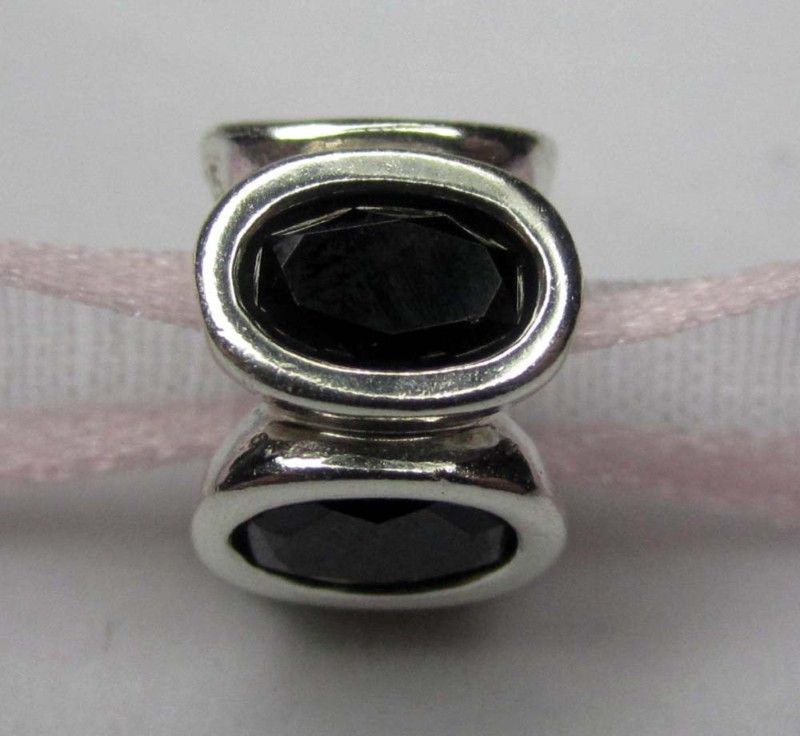 AUTHENTIC PANDORA BLACK OVAL LIGHTS #790311CZK  