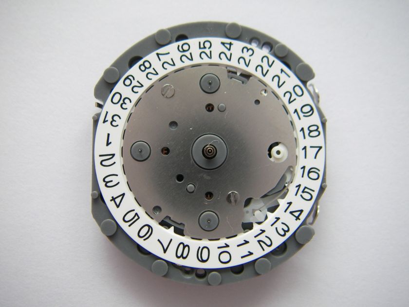 Sjiojiri VD67A N.O.S. chronograph 3 register watch movement with date 