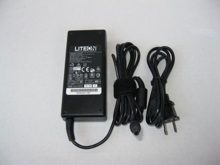 NEW Genuine Asus 53F U53Jc V1 V2 VX2 VX3 AC Adapter  