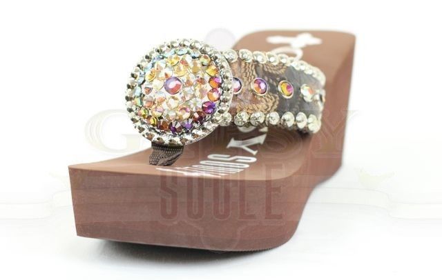 NIB Gypsy Soule BULLSEYE Swarovski Rhinestone Crystal Western Flip 