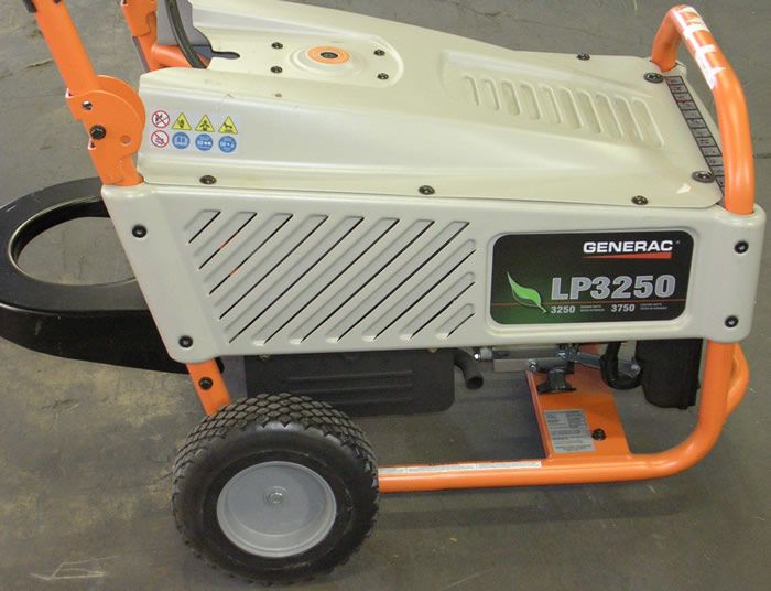 LP3250 GENERAC LP LIQUID PROPANE POWERED 3250/3750 WATT GENERATOR 