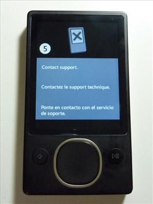 Microsoft 80GB Zune  Player Model 1126  