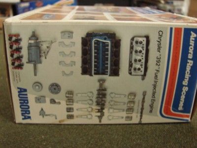 CHRYSLER 392 FUEL INJECTED HEMI ENGINE KIT   VINTAGE AURORA 1/16 SCALE 