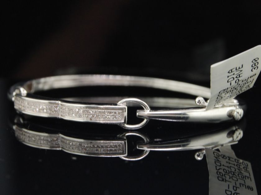   diamond collection this particular bangle features a unique design