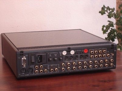 Meridian 562V Digital Controller / Preamp Processor  