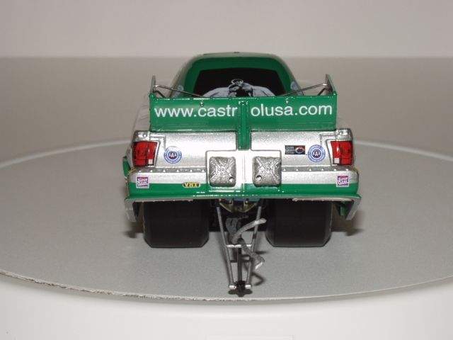 JOHN FORCE 1/24 DIE CAST CASTROL GTX / 3 STOOGES 2003 MUSTANG FUNNY 