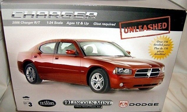 testors 1/24 2006 DODGE CHARGER R/T SEDAN LINCOLN MINT  