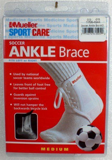 Mueller Soccer Lace Up Ankle Brace Support Medium M NEW  