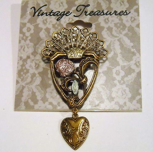 Banana Bob Filigree Flower Pin w/ Heart Charm  