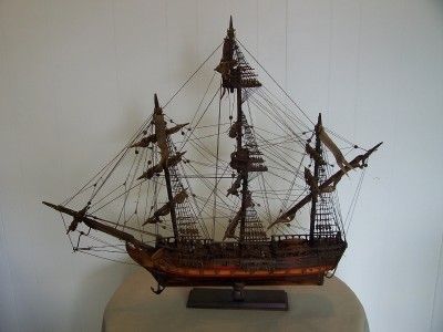 TALL WARSHIP SAILING SHIP BUILT MODEL  