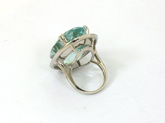 EYE CATCHING 14K GOLD 46.57 CT AQUAMARINE DIAMONDS RING  