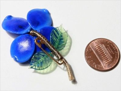 ANTIQUE VINTAGE CZECH BLUE GLASS FLORAL BOUQUET BROOCH PIN  