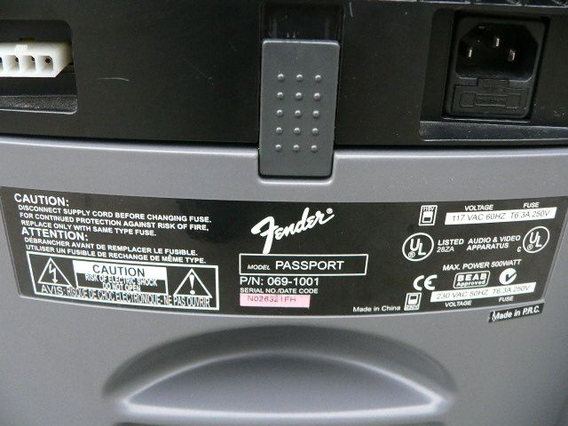 Fender Passport 069 1001 500W Portable PA System  